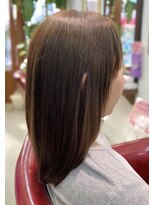 イングレス(INGRESS)&nbsp;透明感カラーで大人女子の上品ストレートロング