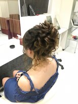 サロン ド リリー(salon de Lily)&nbsp;ゆるくしゅっとお団子♪e