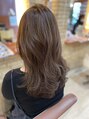 エイプ ヘアデザイン(ape hair design)&nbsp;赤みを消したグレージュカラーハイライトを細くいれてます。