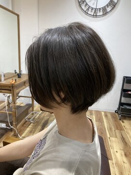 シエル エマージュ 松戸(CIEL Emerge) 耳かけショートボブ☆