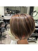 ショートヘア＋ハイライト♪代表朝長