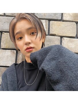 エル(EL by green) 《tomi》ストレートショート