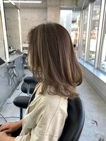 イキ 表参道(iki omotesando)&nbsp;モード/無造作ウェーブ/大人ガーリー[表参道駅]