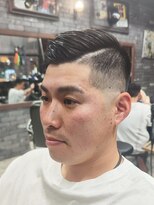 スリーセント 栄(3/cent)&nbsp;サイドパート/スキンフェード/フェードカット/ハードパート