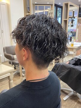 アルターリール(aL ter Rire) ニュアンスパーマ/スペインカール/スパイキーショート/中村郁未