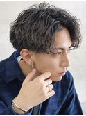 波巻きツイストスパイラルパーマツーブロックメンズマッシュヘア