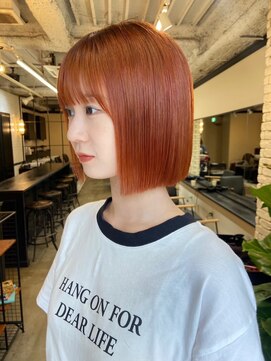 スティーロ 渋谷(Steelo) ぱつっとボブ×オレンジベージュ