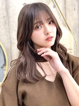 ロンドホットリップ 立川(Lond hot lip) 姫カットレイヤー/くすみベージュ/韓国風巻き/立川レイヤー