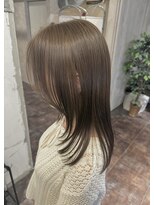 ヴィークス ヘア(vicus hair)&nbsp;オリーブベージュフェイスレイヤー
