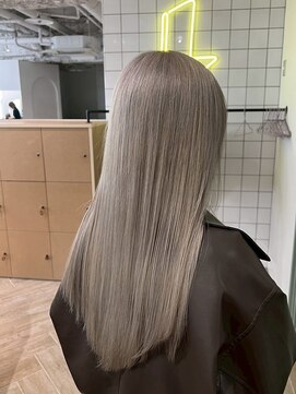 ラヴィズム(LUVISM) ダブルカラー/ケアブリーチ/インナーカラー/顔周りレイヤー