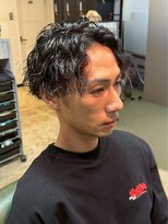 ソレイユ バイ アルフレッド(SOLEIL by alfRed)&nbsp;ツーブロック センターパート ツイストスパイラルパーマ