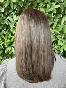 チョコレートブラウン