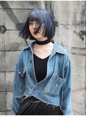 ネイビーブルーの切りっぱなしボブ☆