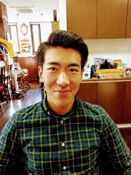 オム ヘアー(Hommes Hair) 七三ビジネススタイル