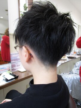 コアフィールフィス(COIFFURE fils) 【見附・今町】ネープレスベリーショート