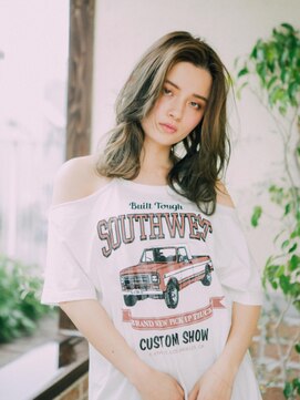 ル クゥル 佐久店 アッシュグラマラス