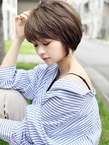 耳かけ/ショートボブ/フォギーベージュ/ウェーブパーマ【江角】
