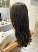 サファリベージュ【Zina新宿 木暮 莉茉奈】