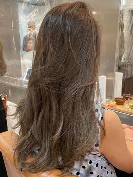 アンルポン 天満橋(un le pont) 【un le pont 天満橋】白髪ぼかしハイライト