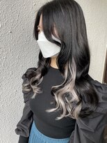 ディー エメ(D-aimer-)&nbsp;地毛ブラックにイヤリングモノトーンアッシュのエクステ