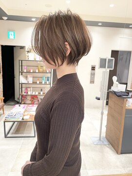バンプ ギンザ(BUMP GINZA) 《30代40代》白髪ぼかしハイライト×前下がりボブ【イケダ】