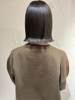 ラミエ バイ メルト 吉祥寺(lamie by melt)&nbsp;"久保田"暗髪切りっぱなしボブシアーグレージュブリーチなし