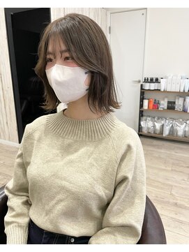 カミエ(kamie) *伸ばしかけボブ 外ハネ オリーブベージュ 神戸 三宮美容室