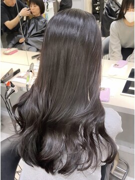 ロンドアヴァントゥス 池袋(Lond aventus) チャコール/レイヤーカット/顔回り/韓国風巻き/髪質改善/池袋