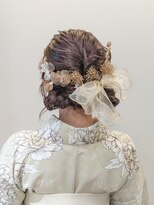 ヘアリゾート粋 新宿三丁目本店 ツインアレンジ ツインお団子 お団子ヘア 金箔 金ピン 銀箔