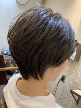 ツリーズ(Trees) ショートボブ