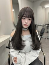 切りたくない！ロングヘアの方でも【前髪カット】】で長さを変えずに印象を上げれる大人ヘアに♪