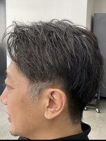 フイ 新宿3丁目(Hui)&nbsp;フェザーパーマ/グレーブルーカラー/刈り上げショートパンク