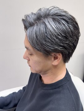 ソレリア(Soleria) イケオジメッシュ/かき上げヘア/白髪ぼかし/かき上げヘア