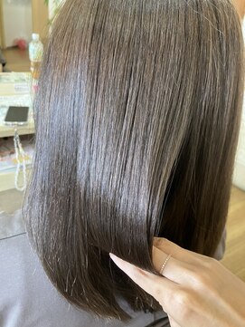 スウィートハンズ 具志川店(Sweet Hands) ミディアムヘアー