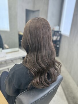 ジーナ 新宿(Zina) 【本多担当】明るめオリーブグレージュ