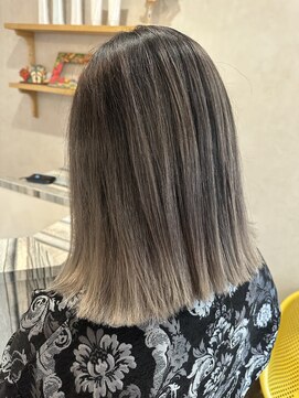 エルア(elua) バレイヤージュ