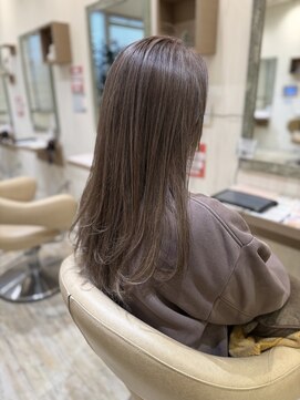 シーループユナイテッドアトリエ(C-LOOP UNITED ATELIER) 脱白髪染め/ハイライト/透け感/グレージュ