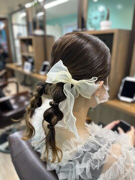 ヘアジーナ(Hair Jina) タイトツインポニー♪