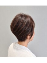 アワーズ(Ours) 大人ショートベリーショートボリューム50代60代髪型