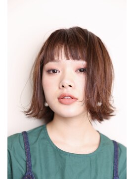 シアン 栄店(CYAN.) 切りっぱなしボブ×外ハネ