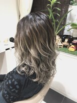 アッシュ 大宮店(Ash)&nbsp;山崎ハイグラ3年　ホワイトグレージュ