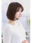 伸ばしかけにも◎好感度大ナチュラル前下がりボブ