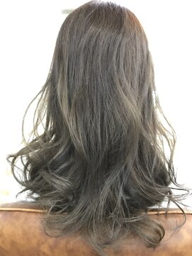 アイリー(irie) 柔らかローレイヤー