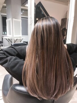 アディクト 綾瀬(ADDICT) 【ADDICT YuuYa】ソンブレ_バレイヤージュ_ミルクティー