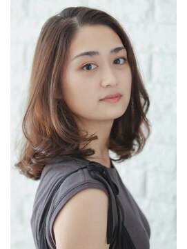 リル 8F 銀座(Rire) 【Rire-リル銀座-】大人の気品漂うパーマ