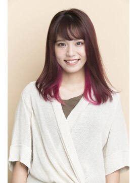 ボヤージュ(Voyage) 酸性ストレート/インナーカラー/前髪