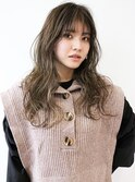 波ウェーブ濡れ感ロング