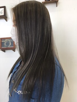 レオ 幸手(Leo) 艶感♪髪質改善カラー大人可愛いミルクティーベージュハイライト