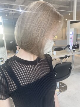 リア 近鉄八尾店(Lia) 艶ボブ