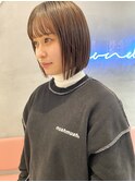 【伊勢】ぱつっとボブ/セクションカラー/ペールベージュ